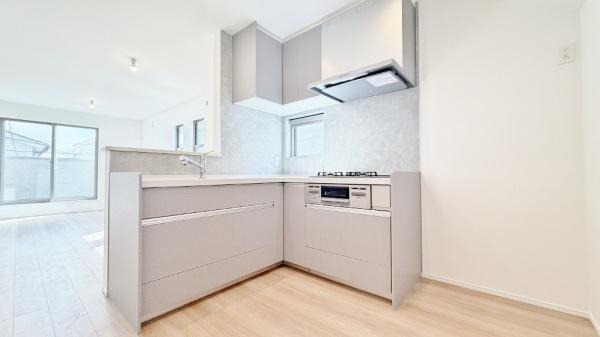 �_�ސ쌧���l�s�ߌ����̋{1���ڂ̐V�z��ˌ��ẴL�b�`��