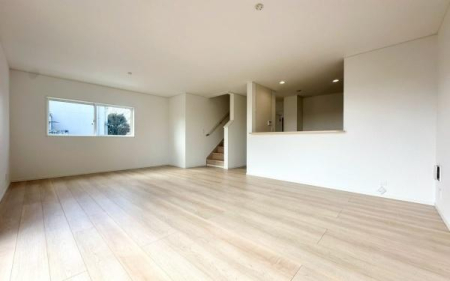 �_�ސ쌧���l�s�`����뒬�̐V�z��ˌ��Ẵ��r���O