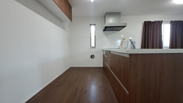 �_�ސ쌧���l�s�ۓy�P�J���蒬�̒��È�ˌ��ẴL�b�`��