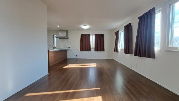 �_�ސ쌧���l�s�ۓy�P�J���蒬�̒��È�ˌ��Ẵ��r���O