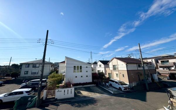 �_�ސ쌧���l�s�s�}�擌�R�c1���ڂ̐V�z��ˌ��Ă̏Z�˂���̒��]�ʐ^