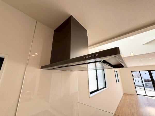 �_�ސ쌧���l�s�s�}�擌�R�c1���ڂ̐V�z��ˌ��ẴL�b�`��