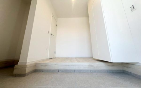 �_�ސ쌧���l�s�s�}�擌�R�c1���ڂ̐V�z��ˌ��Ă̌���