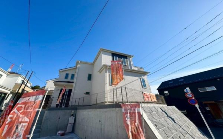 �����s���c�s����2���ڂ̐V�z��ˌ��Ă̌��n�O�ώʐ^