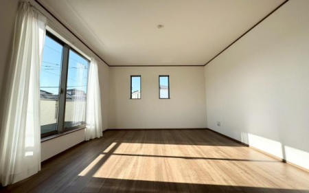 �����s���c�s����2���ڂ̐V�z��ˌ��Ă̐Q��