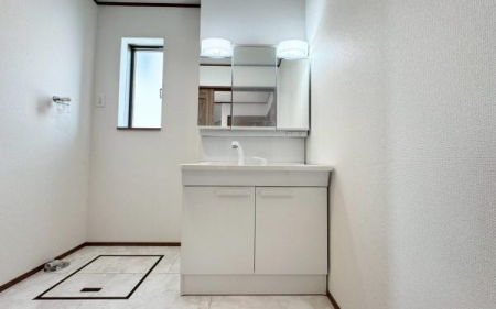 �����s���c�s����2���ڂ̐V�z��ˌ��Ă̐��ʑ�E���ʏ�