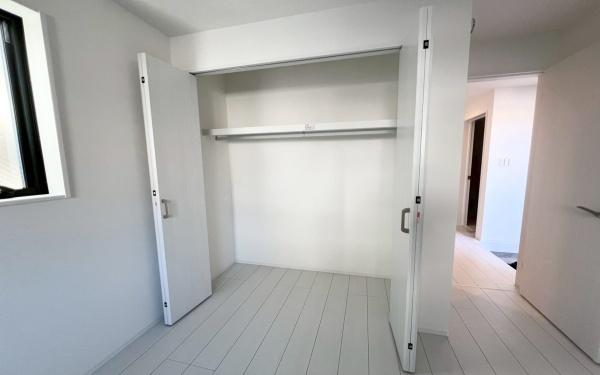 �_�ސ쌧���͌��s��摊��3���ڂ̐V�z��ˌ��Ă̎��[