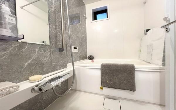 �_�ސ쌧��a�s�����ъ�1���ڂ̐V�z��ˌ��Ă̗���