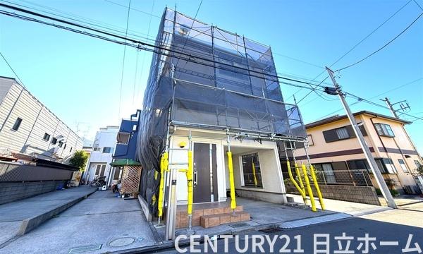 �_�ސ쌧���s������{1���ڂ̒��È�ˌ��Ă̑O�ʓ��H�܂ތ��n�ʐ^