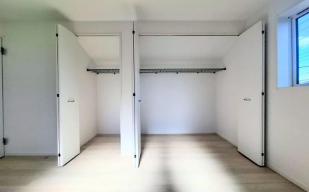 �_�ސ쌧���l�s�˒ˋ�[�J���̐V�z��ˌ��Ă̎��[