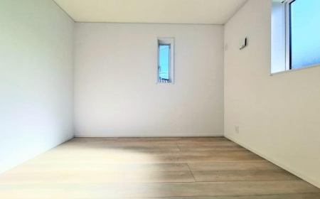 �_�ސ쌧���l�s�˒ˋ�[�J���̐V�z��ˌ��Ă̎q������