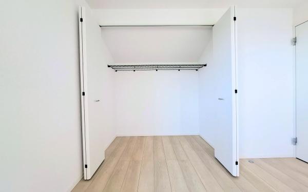 �_�ސ쌧���l�s�˒ˋ�[�J���̐V�z��ˌ��Ă̎��[