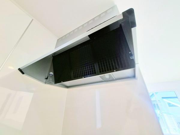 �_�ސ쌧���l�s�˒ˋ�[�J���̐V�z��ˌ��ẴL�b�`��