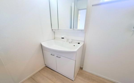 �_�ސ쌧���l�s�˒ˋ�[�J���̐V�z��ˌ��Ă̐��ʑ�E���ʏ�