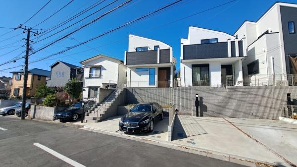 �_�ސ쌧���l�s��q��m����1���ڂ̒��È�ˌ��Ă̌��n�O�ώʐ^