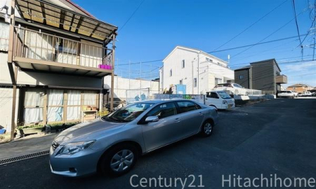 �_�ސ쌧���l�s���J�撆���~1���ڂ̐V�z��ˌ��Ă̑O�ʓ��H�܂ތ��n�ʐ^