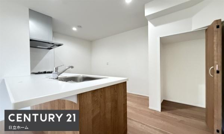 �_�ސ쌧���l�s���揬�����̐V�z��ˌ��ẴL�b�`��