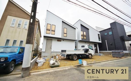 �_�ސ쌧���l�s�����x����1���ڂ̐V�z��ˌ��Ă̑O�ʓ��H�܂ތ��n�ʐ^