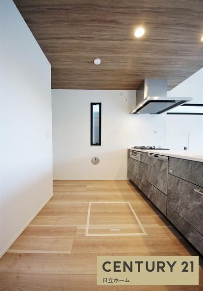 �_�ސ쌧���l�s�����x����1���ڂ̐V�z��ˌ��ẴL�b�`��