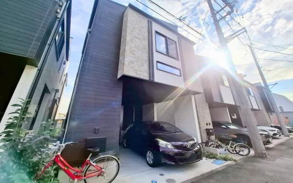 �_�ސ쌧���s������s�m�؂̒��È�ˌ��Ă̑O�ʓ��H�܂ތ��n�ʐ^