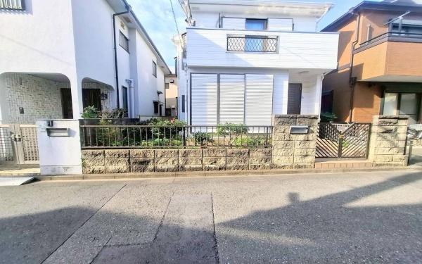 �_�ސ쌧���s������s�m�؂̒��È�ˌ��Ă̑O�ʓ��H�܂ތ��n�ʐ^