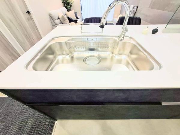 �_�ސ쌧��a�s���ߊԂ̒��Ã}���V�����̃L�b�`��