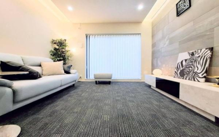 �_�ސ쌧��a�s���ߊԂ̒��Ã}���V�����̃��r���O