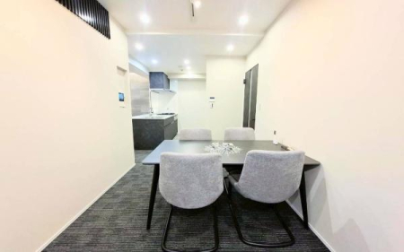 �_�ސ쌧��a�s���ߊԂ̒��Ã}���V�����̃��r���O