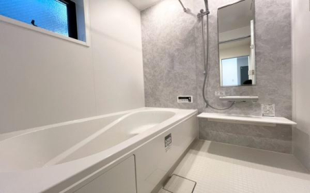 �_�ސ쌧��a�s���ߊԂ̐V�z��ˌ��Ă̗���