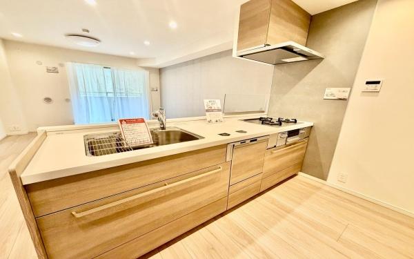 �_�ސ쌧���s���Ë�v�n4���ڂ̒��Ã}���V�����̃L�b�`��