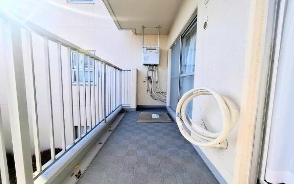 �����s���c�s�����c4���ڂ̒��Ã}���V�����̃o���R�j�[