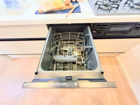 �����s���c�s�����c4���ڂ̒��Ã}���V�����̃L�b�`��