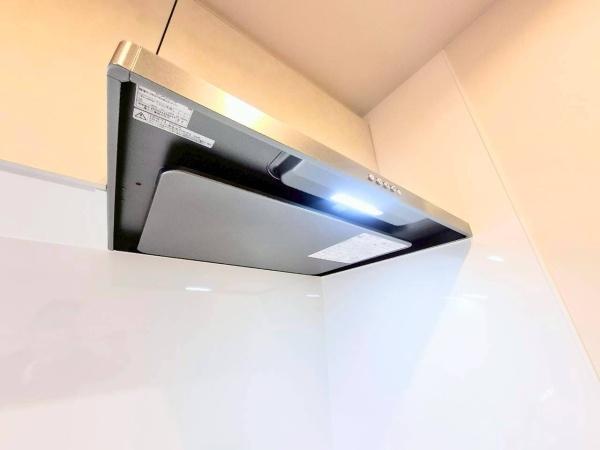 �����s���c�s�����c4���ڂ̒��Ã}���V�����̃L�b�`��