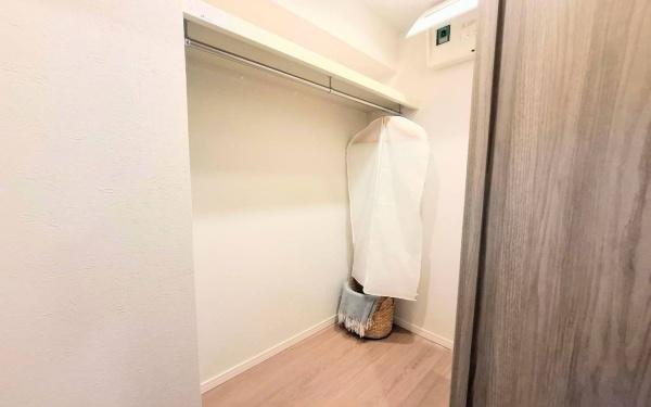 �����s���c�s�����c4���ڂ̒��Ã}���V�����̎��[