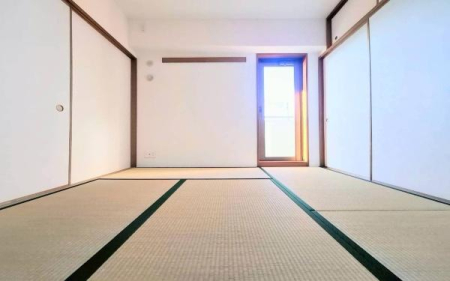 �_�ސ쌧���s������h�͌�6���ڂ̒��Ã}���V�����̘a��