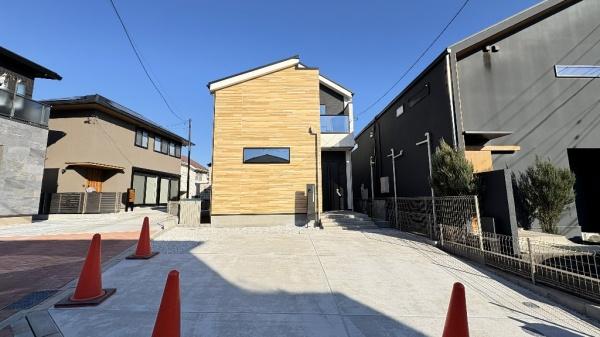 �_�ސ쌧���l�s�s�}�擌�R�c1���ڂ̐V�z��ˌ��Ă̌��n�O�ώʐ^