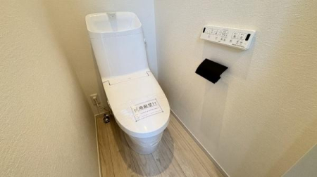 �_�ސ쌧���l�s�s�}�擌�R�c1���ڂ̐V�z��ˌ��Ẵg�C��