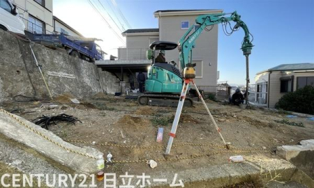 �_�ސ쌧���l�s�`������2���ڂ̐V�z��ˌ��Ă̑O�ʓ��H�܂ތ��n�ʐ^