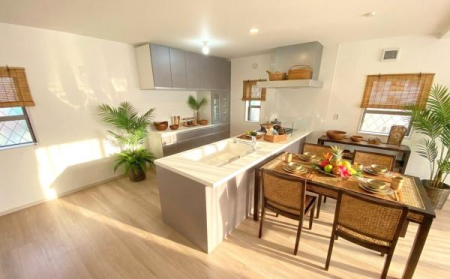 �_�ސ쌧���l�s���J��쐣�J2���ڂ̐V�z��ˌ��ẴL�b�`��