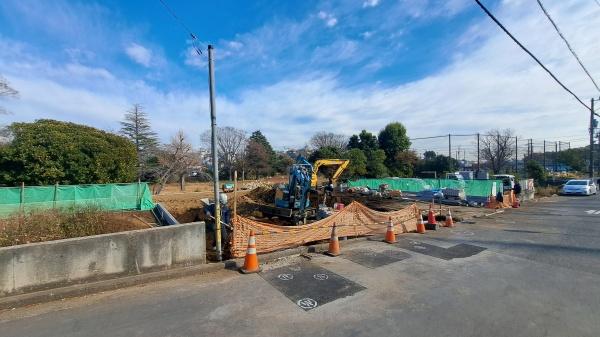 �_�ސ쌧���l�s����㔒�����̓y�n�̑O�ʓ��H�܂ތ��n�ʐ^