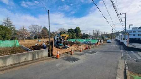 �_�ސ쌧���l�s����㔒�����̓y�n�̑O�ʓ��H�܂ތ��n�ʐ^