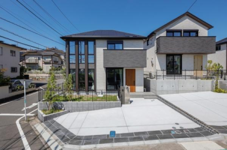 �_�ސ쌧���l�s�t��������u4���ڂ̒��È�ˌ��Ă̑O�ʓ��H�܂ތ��n�ʐ^