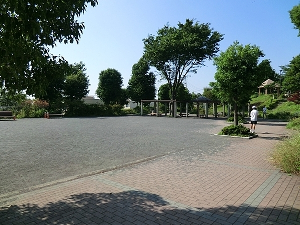 �_�ސ쌧���l�s��������1���ڂ̓y�n�̎��ӊ�