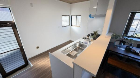 �_�ސ쌧���l�s���剪4���ڂ̒��È�ˌ��ẴL�b�`��