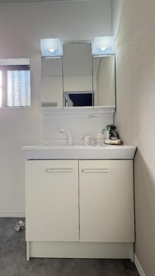 �_�ސ쌧���l�s���剪4���ڂ̒��È�ˌ��Ă̐��ʑ�E���ʏ�