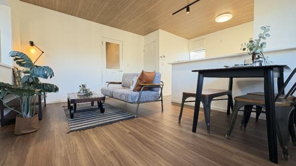 �_�ސ쌧���l�s���剪4���ڂ̒��È�ˌ��Ẵ��r���O