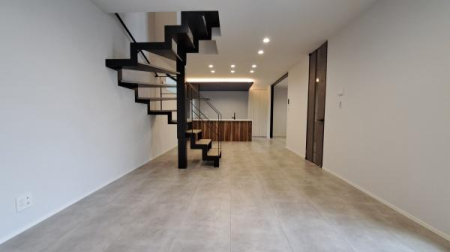 �_�ސ쌧���s������O�c3���ڂ̒��È�ˌ��Ẵ��r���O