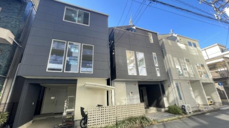 �_�ސ쌧���l�s����ԍ璬4���ڂ̒��È�ˌ��Ă̂��̑����n