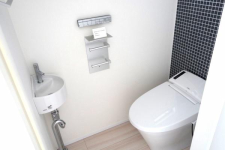 �_�ސ쌧���l�s����ԍ璬4���ڂ̒��È�ˌ��Ẵg�C��