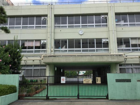 �_�ސ쌧���s�����捡��㒬�̒��Ã}���V�����̎��ӊ�